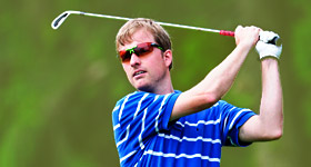 Golfspieler mit Brille